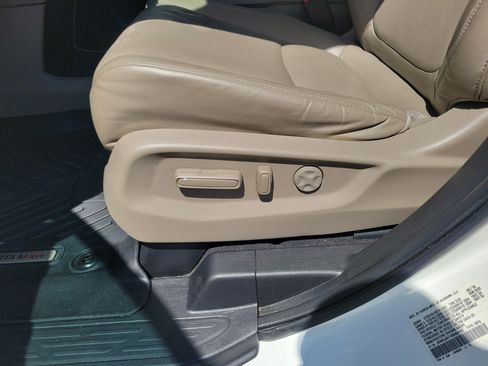 Used 2019 Honda Odyssey EX-L image 19