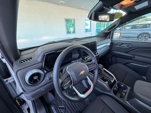 Used 2026 Chevrolet Colorado LT RWD image 13