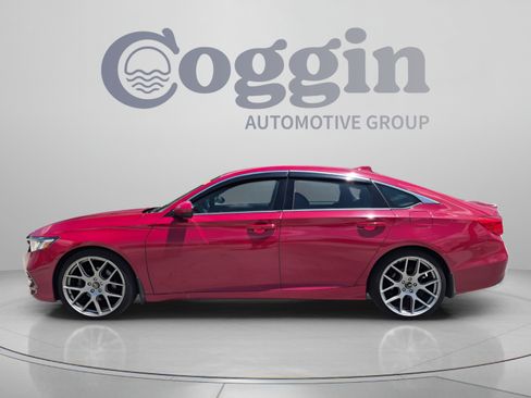 Certified 2018 Honda Accord Sport image 3