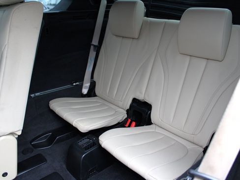 Used 2017 BMW X5 xDrive35d image 21