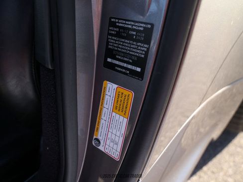 Used 2012 Aston Martin V8 Vantage Roadster image 38