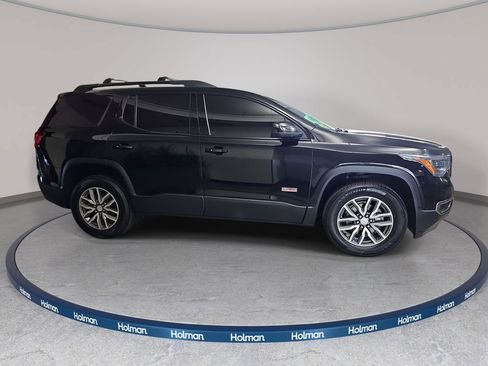 Used 2017 GMC Acadia SLE w/ Driver Alert Package I AWD/4WD image 5