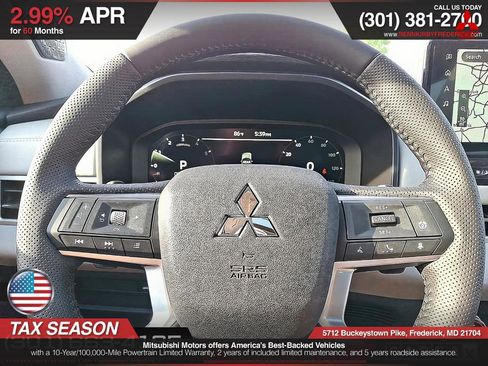 Used 2025 Mitsubishi Outlander SE image 15