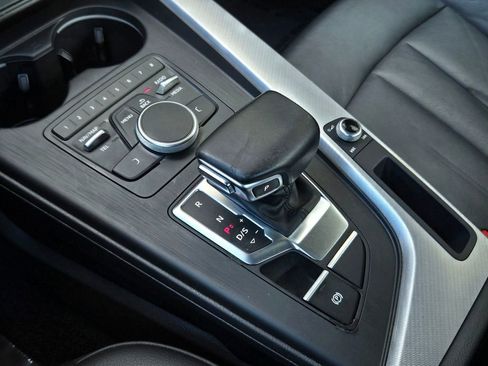 Used 2017 Audi A4 2.0T Ultra Premium w/ Convenience Package image 18