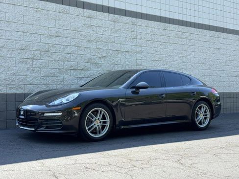 Used 2016 Porsche Panamera 4 AWD/4WD image 11