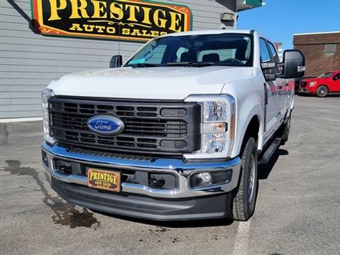 Used 2024 Ford F250 XL w/ XL Chrome Package image 2