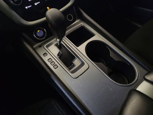 Used 2019 Nissan Murano S image 26