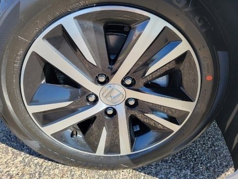Used 2024 Honda Civic LX image 3