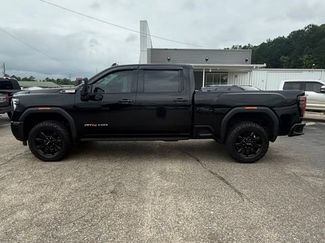 Used 2024 GMC Sierra 2500 AT4 w/ AT4 Preferred Package AWD/4WD video 1