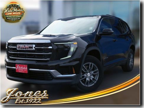 Used 2025 GMC Acadia Elevation image 1