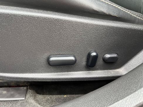 Used 2012 Ford Fusion SEL FWD image 18