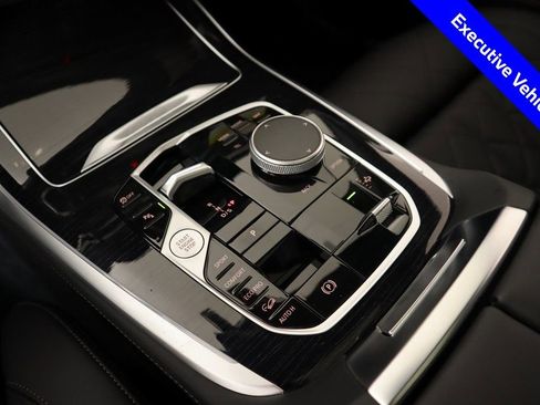 New 2026 BMW X7 xDrive40i w/ M Sport Package image 9