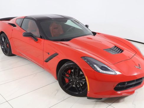 Used 2016 Chevrolet Corvette Stingray Coupe w/ 2LT Preferred Equipment Group RWD image 21