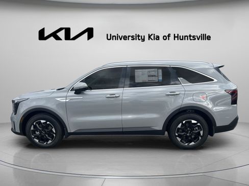New 2026 Kia Sorento S w/ S Panoramic Sunroof Package image 4