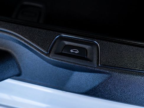 Used 2023 BMW X5 sDrive40i w/ Executive Package image 66