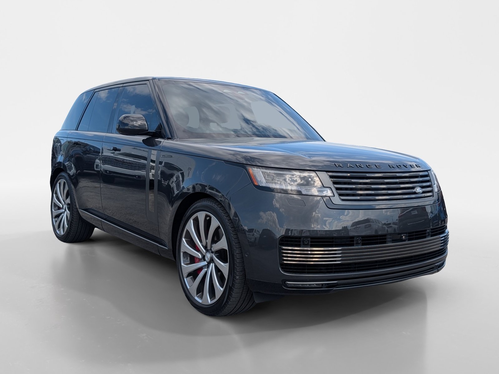 Used 2024 Land Rover Range Rover SV AWD/4WD image 2