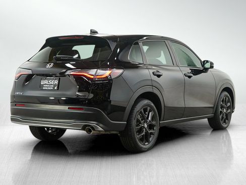 Used 2023 Honda HR-V Sport image 5