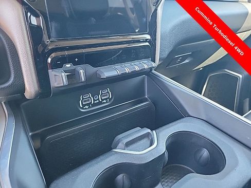 Used 2024 RAM 2500 Laramie image 27