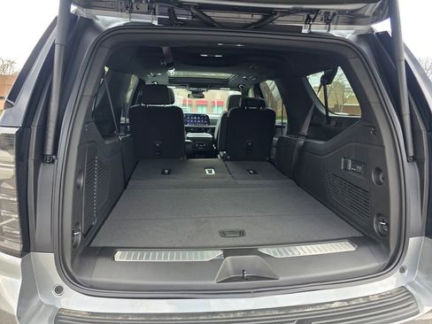 New 2026 Chevrolet Suburban RST w/ Comfort Package RWD image 25