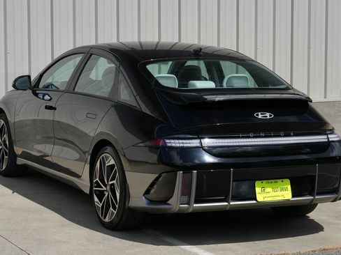 Used 2023 Hyundai Ioniq 6 SEL RWD image 48
