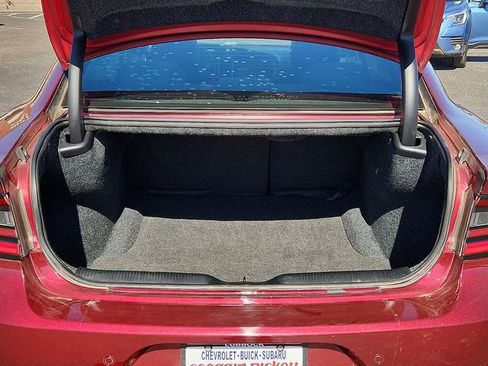 Used 2018 Dodge Charger SXT w/ Blacktop Package image 9