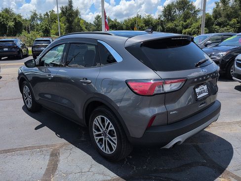 Used 2022 Ford Escape SEL AWD/4WD image 5