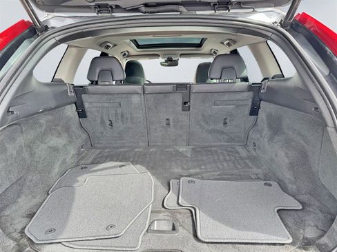 Used 2016 Volvo XC60 T5 Premier image 20