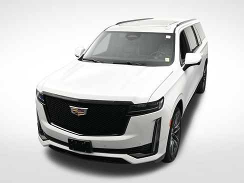 Certified 2022 Cadillac Escalade ESV Sport w/ Touring Package AWD/4WD image 23
