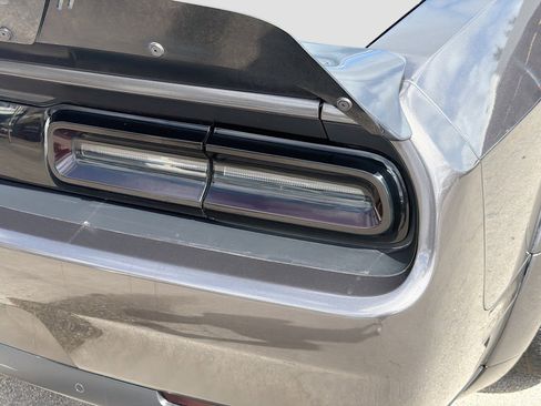 Used 2019 Dodge Challenger SRT Hellcat Redeye image 25