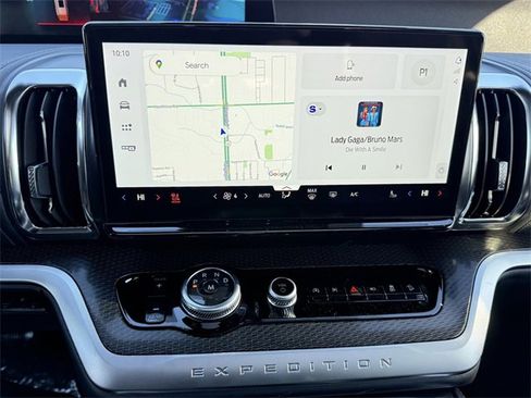 New 2026 Ford Expedition Platinum w/ Stealth Appearance Package image 16