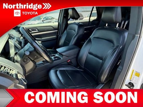 Used 2019 Ford Explorer XLT w/ Equipment Group 202A FWD image 6