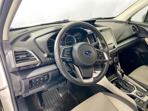 Used 2021 Subaru Forester Limited image 10