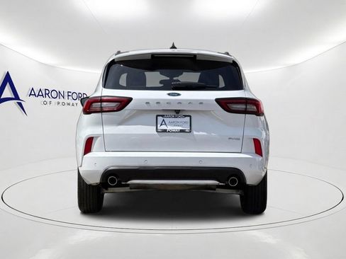 Used 2023 Ford Escape ST-Line w/ Tech Pack #1 AWD/4WD image 4