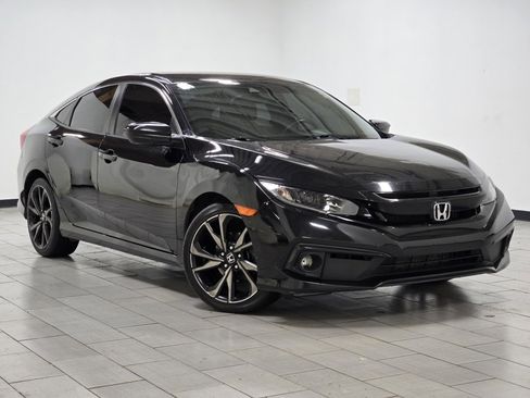 Used 2019 Honda Civic Sport image 2