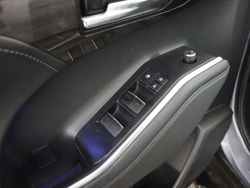 Used 2022 Toyota Highlander Platinum image 46