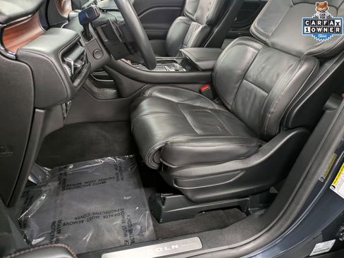 Used 2023 Lincoln Aviator Reserve w/ Equipment Group 201A AWD/4WD image 11