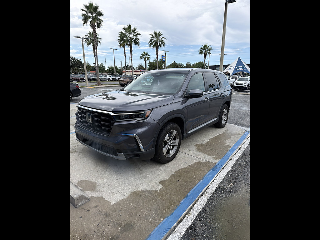 Used 2025 Honda Pilot EX-L image 1