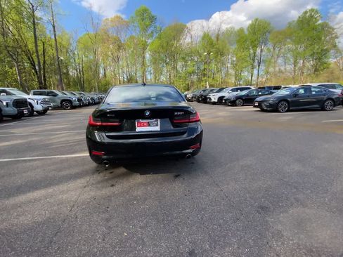Used 2020 BMW 330i xDrive Sedan w/ Convenience Package AWD/4WD image 11