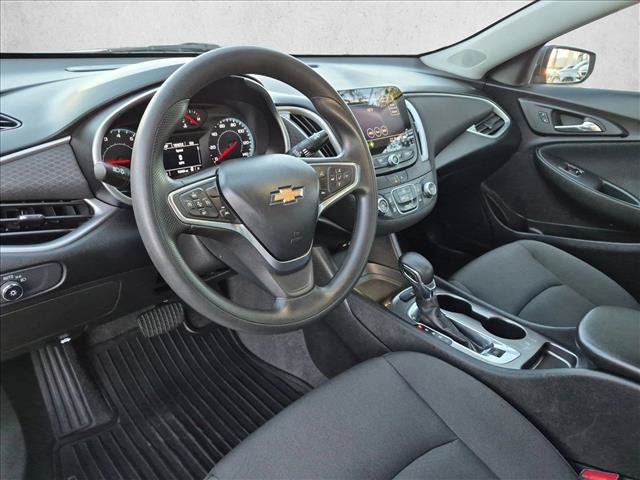 Used 2023 Chevrolet Malibu LS FWD image 13