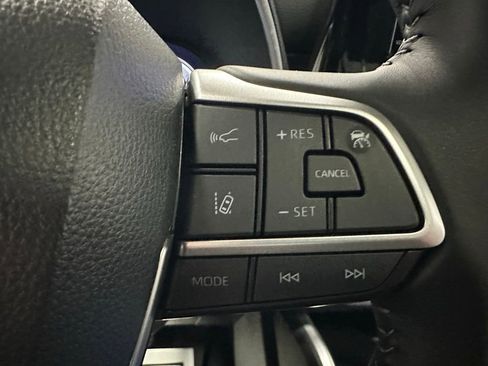 Used 2025 Toyota Highlander XSE image 20