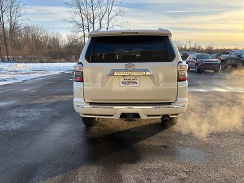 Used 2021 Toyota 4Runner Limited image 6