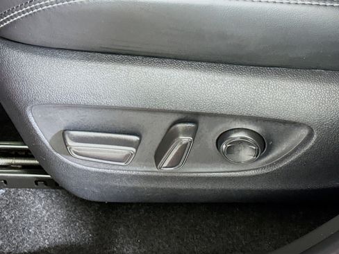 Used 2025 Toyota RAV4 XLE Premium image 13