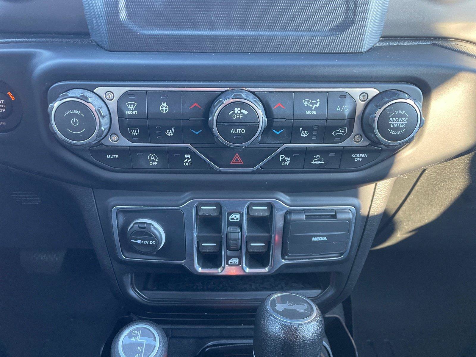 Used 2021 Jeep Wrangler Unlimited Sport AWD/4WD image 11