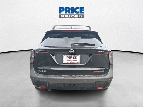 New 2026 Nissan Kicks SR w/ Cold Weather Package AWD/4WD image 6