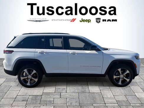 New 2026 Jeep Grand Cherokee Limited RWD image 8