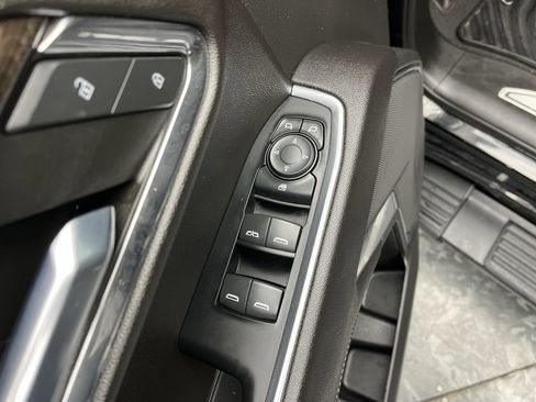 Certified 2023 Chevrolet Silverado 1500 LT image 9