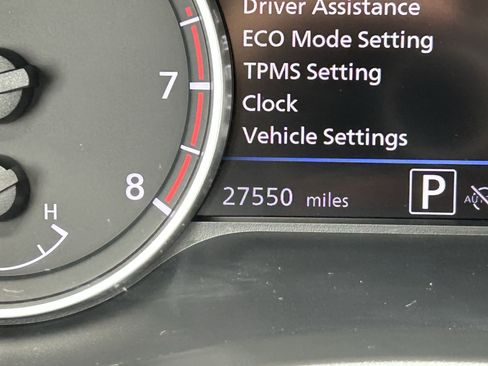 Used 2025 Nissan Sentra SV FWD image 28