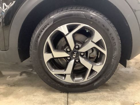 Used 2020 Kia Sportage LX AWD/4WD image 21