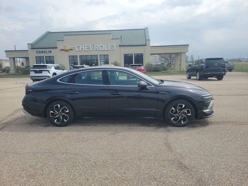 Used 2025 Hyundai Sonata SEL FWD image 20
