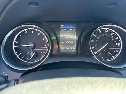 Used 2023 Toyota Camry SE w/ Convenience Package FWD image 11